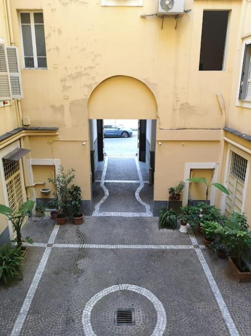 Appartamento Colosseo 500 M Quiete In Citta A Casa Di Beatrice